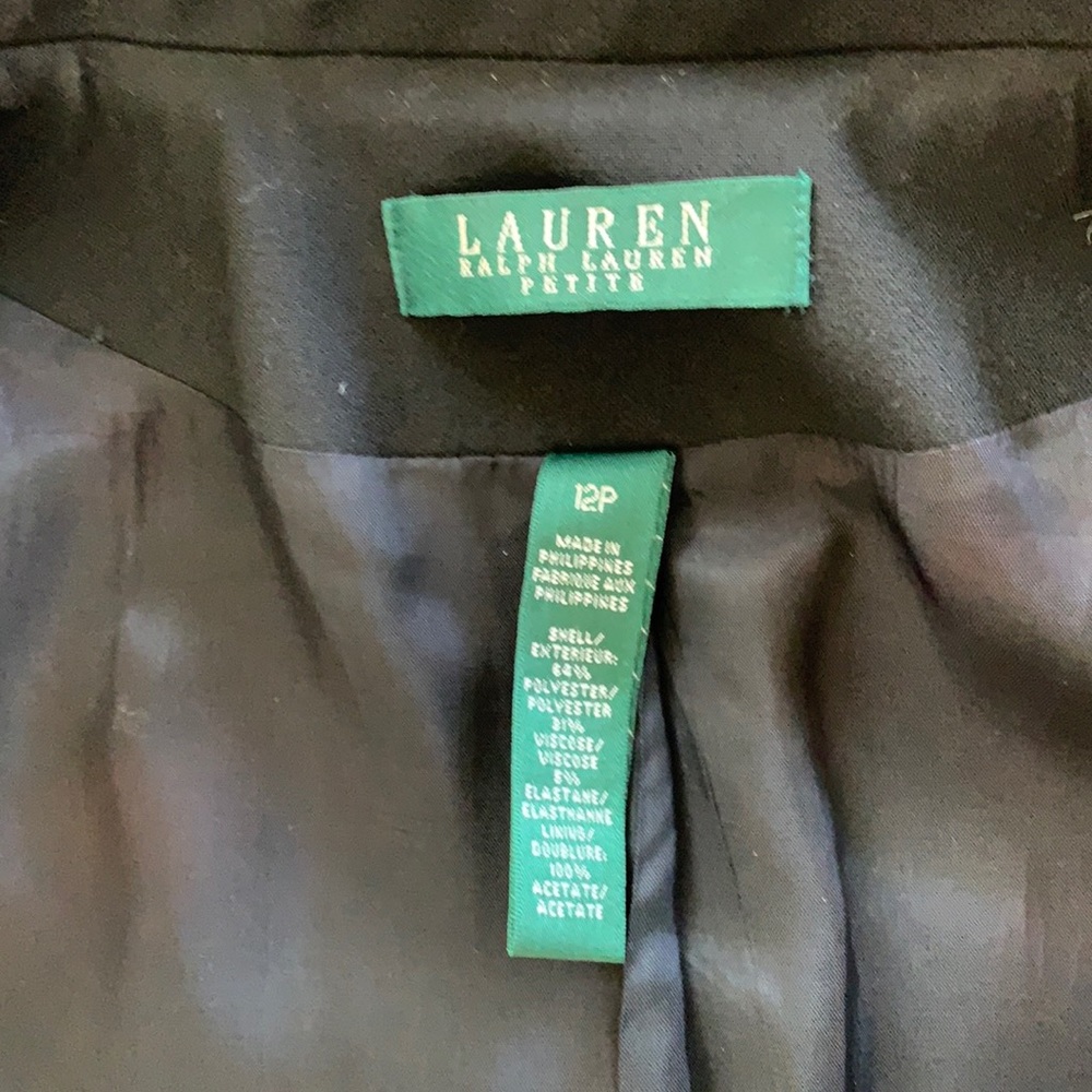 For sale a beautiful Lauren Ralph jacket. - Picture 3 of 3